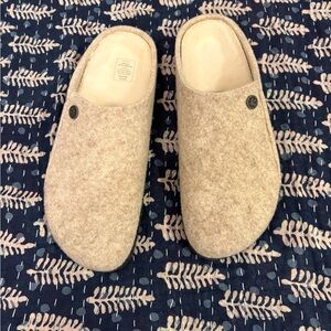 Brand New Size 41 / 10 Zermatt Birkenstock light gray Mules